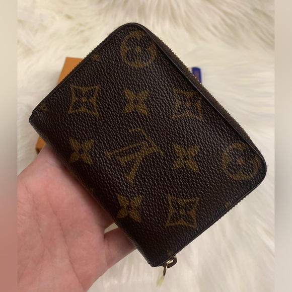 LV CLASSIC Monogram Zippy Card/Coin Wallet 💖💐 - Picture 4 of 15